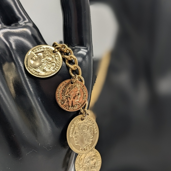 MULTI COIN DETAIL CHUNKY STATEMENT NECKLACE - Picture 5 of 7